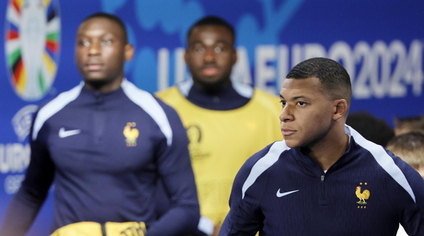 jugador frances mbappe eurocopa