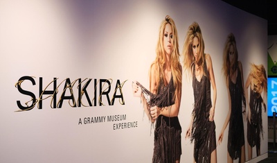 exposición shakira los angeles