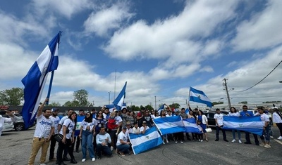 exilio nicaraguense realiza caravana indianapolis