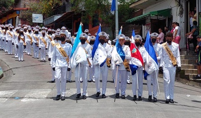 desfile patrio en boaco