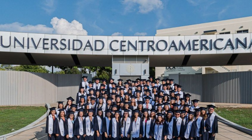 estudiantes tristes confiscacion uca nicaragua