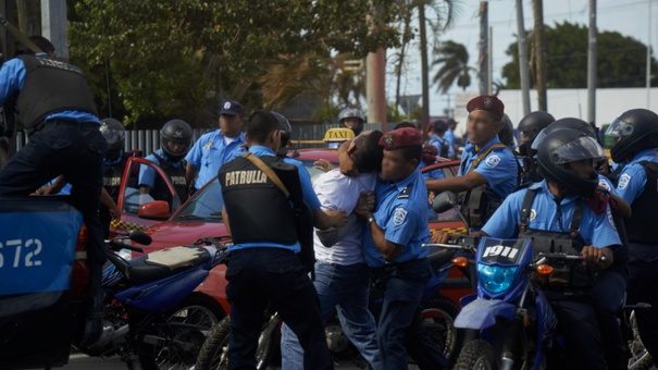 policia agresiones opositores nicaraguenses