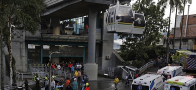 muertos heridos caida metrocable medellin colombia