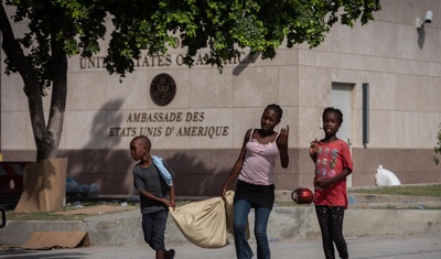 colaboradores de embajada de eeuu en haiti retirados