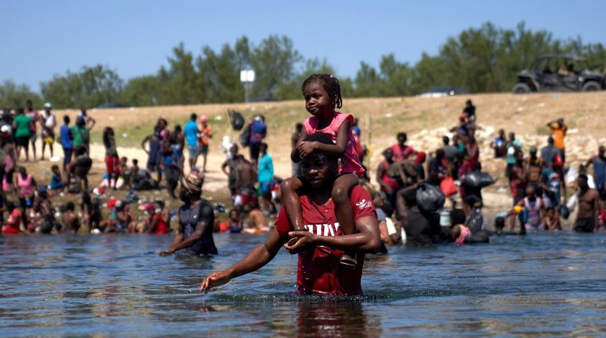 migrantes rio bravo