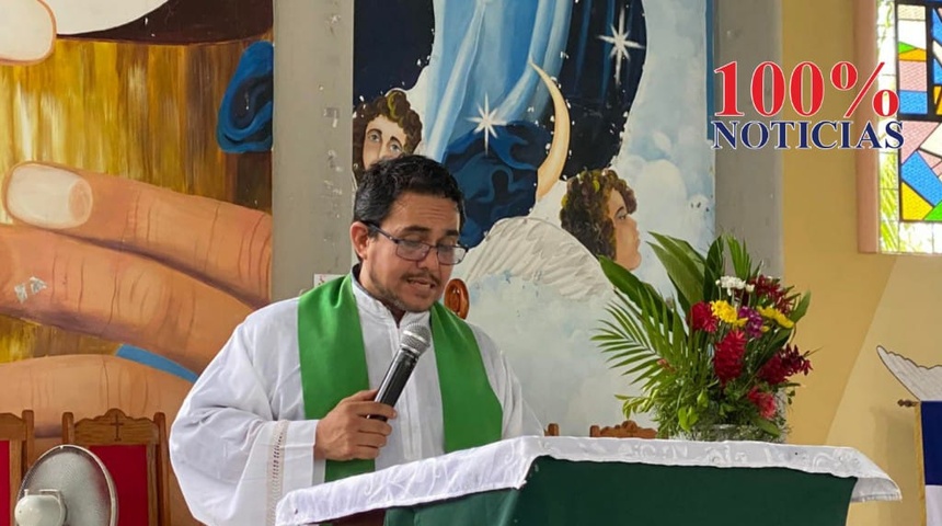 sacerdote Óscar Benavidez