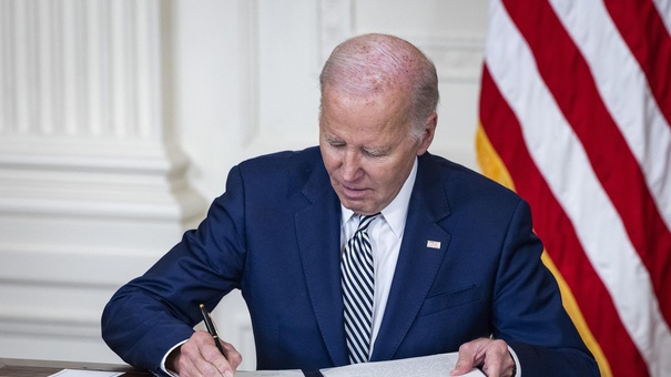 joe biden ley evite cierre gobierno