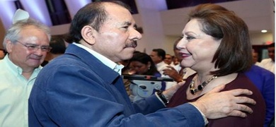 daniel ortega y alba luz ramos