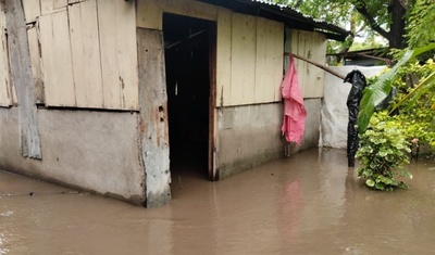 mas de cien viviendas inundadas por desborde rio tecolostote en boaco