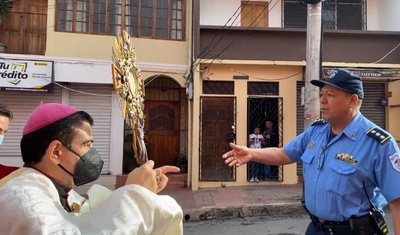 monsenor rolando alvarez santisimo policias matagalpa