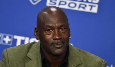 michael jordan vende acciones