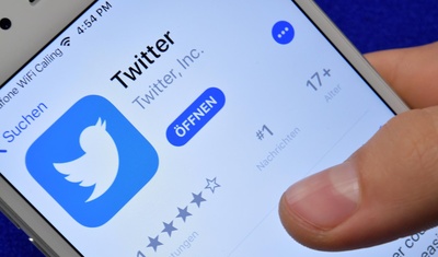 twitter devuelve verifecacion famosos