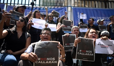 periodistas guatemaltecos protestan