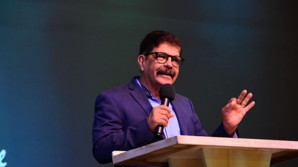 pastor rafael arista