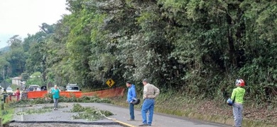 cierran carretera vieja de Matagalpa haciajinotega tras derrumbe