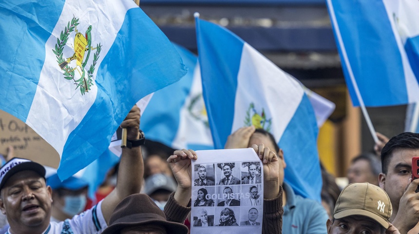 guatemaltecos rechazan acciones antidemocraticas