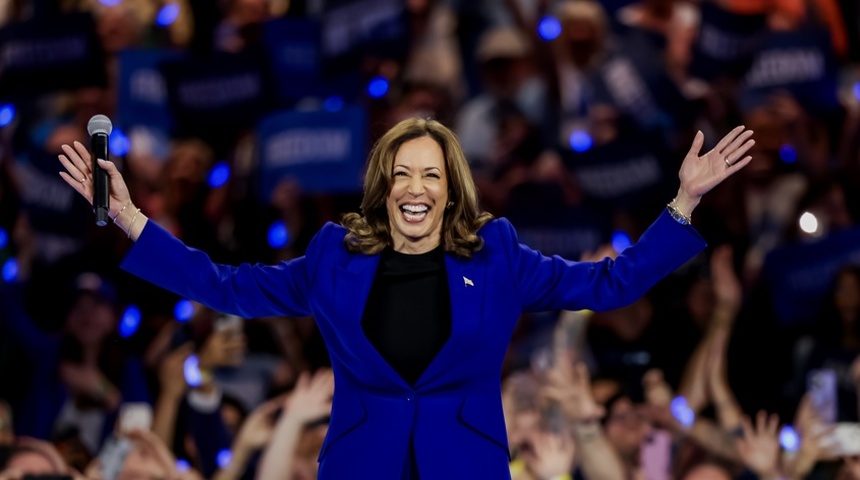 campana kamala harris wisconsin