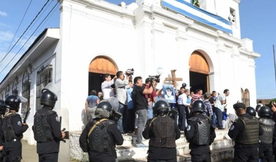 asedio a iglesia en nicaragua