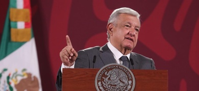 lopez obrador viaja a peru