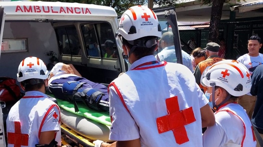 ambulancia de la cruz roja nicaraguense