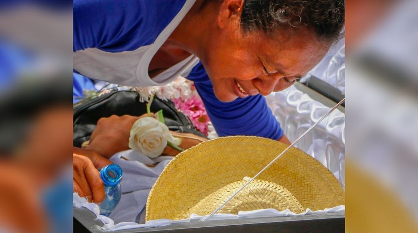 madres de abril rechazan dia de la paz