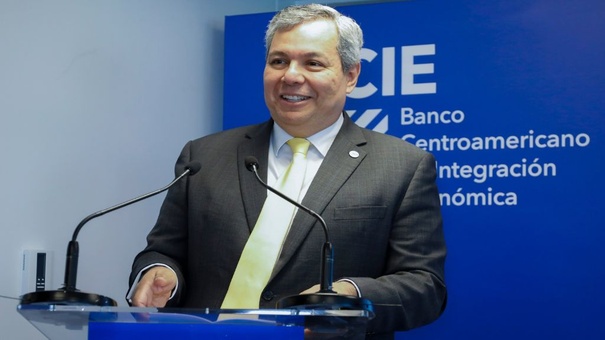 dante mossi presidente bcie