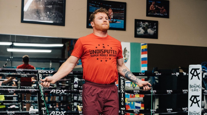 canelo alvarez boxeador mexicano