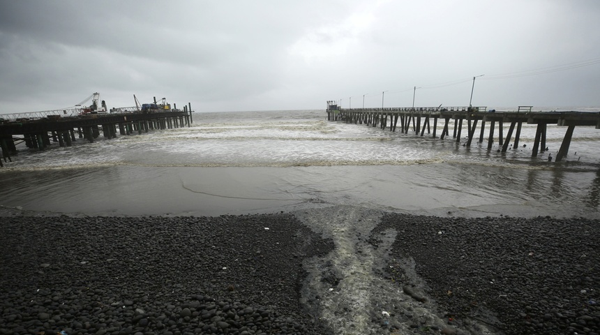 tormenta tropical julia por el salvador