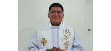 sacerdote Aníbal Manzanares