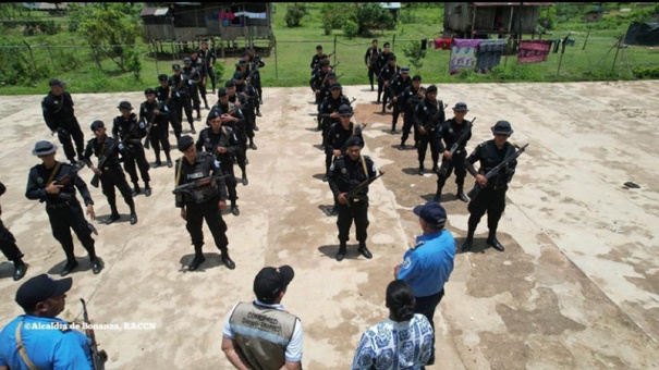 despliegan policias en territorio indigena