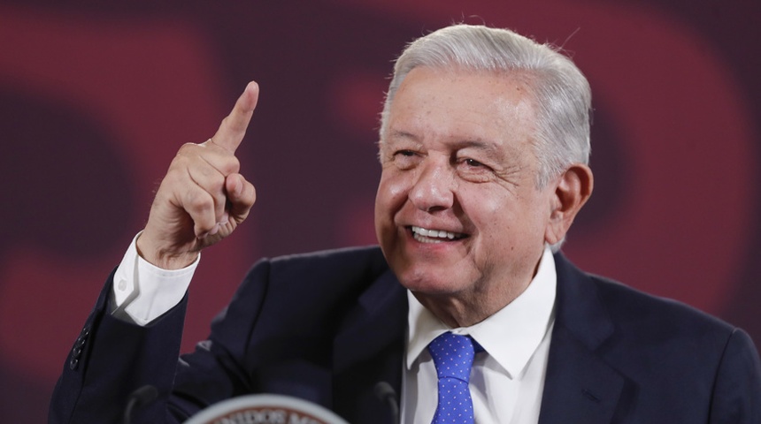 lopez obrador defiende hijo acusado corrupcion