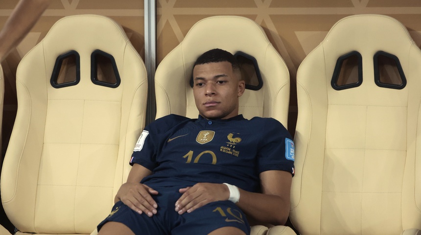 jugador de futbol  kylian mbappe