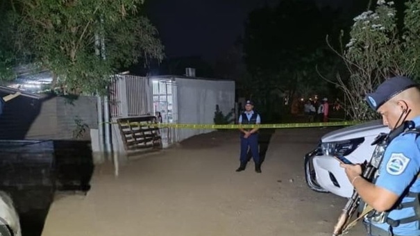 mujer muere apuñalada por su pareja en managua