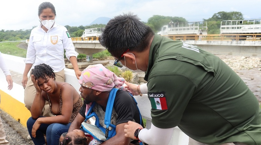 inm migrantes abandonados tractocamion embarcacion mexico