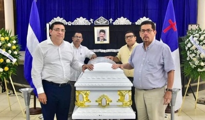 honras funebres pastor rafael arista