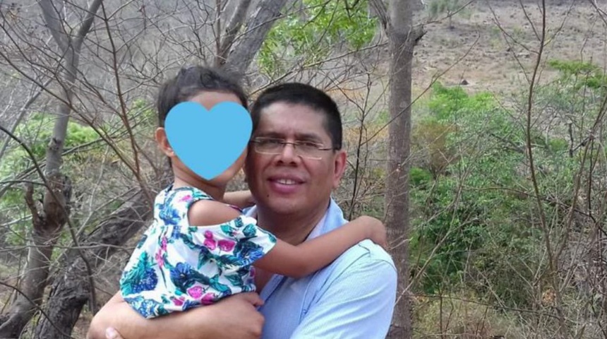 Miguel Mendoza y su hija