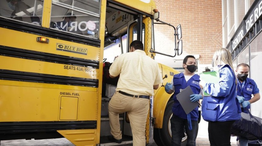 excarcelados nicaraguenses suben autobuses guatemala