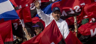 daniel ortega bandera fsln efe