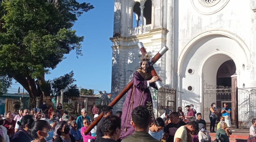 catolicos nicaragua viacrucis