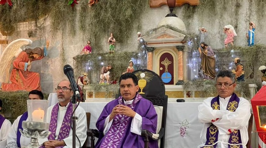 sacerdote oscar escoto salgado