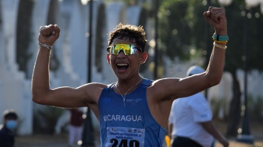 nicaraguense gabriel alvarado acogido espana