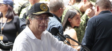 gustavo petro presidente colombia tormenta julia