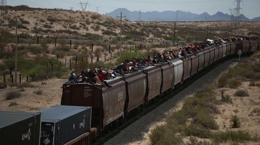 migrantes deambulan rio bravo mexico