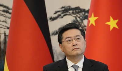 china destituye ministro exteriores qin