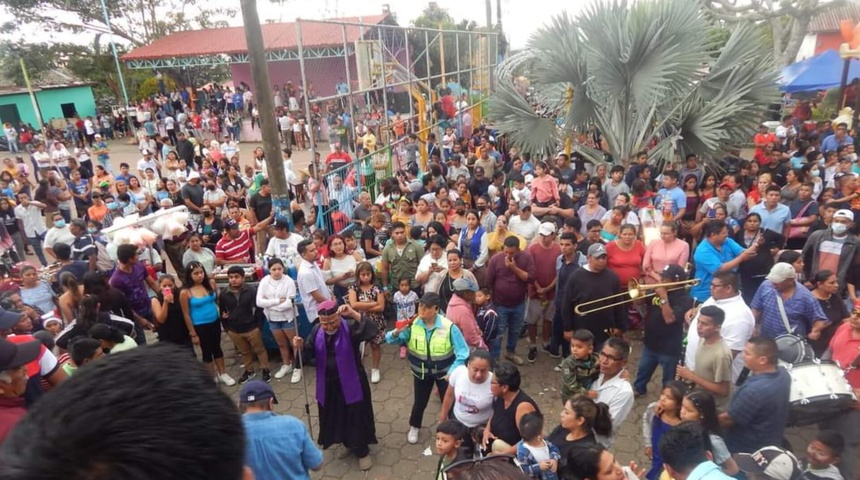 feligresia iglesia catolica catarina nicaragua