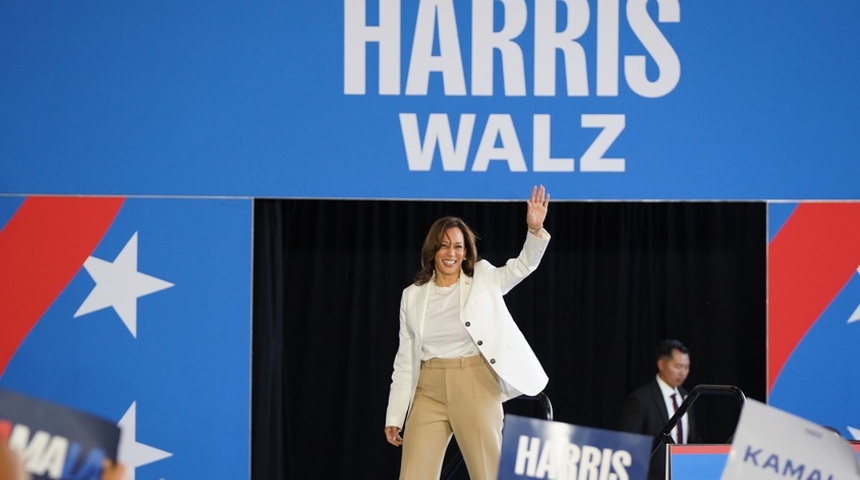 video electoral kamala harris hija migrantes