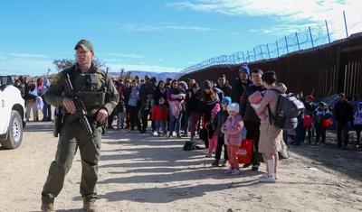 record llegada migrantes frontera sur eeuu