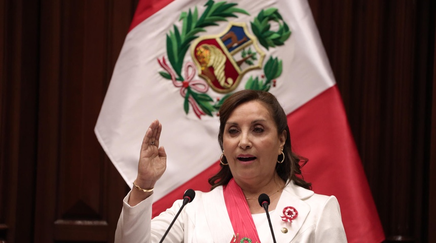 dina boluarte presidente peru