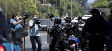 agentes antidisturbios en nicaragua