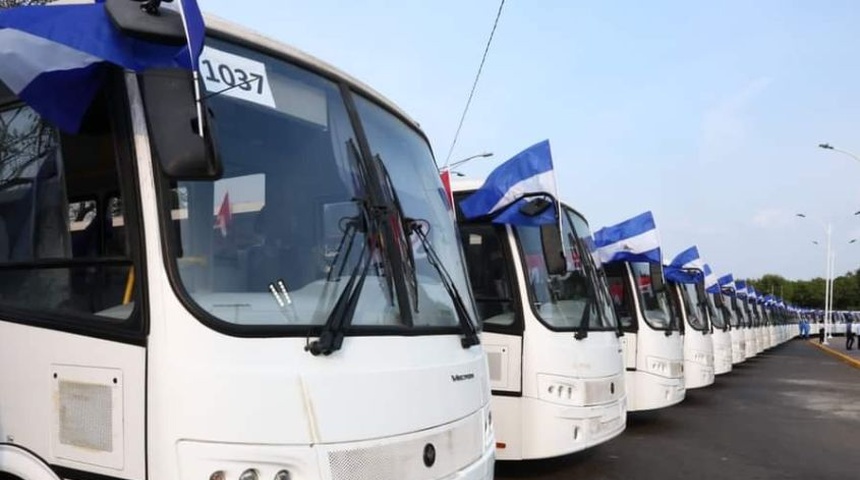 daniel ortega entrega buses rusos